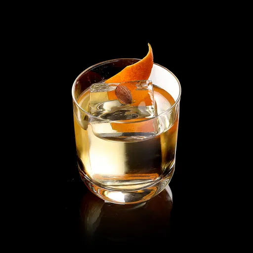 Añejo Almond Old Fashioned