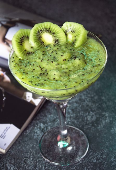 Kiwi Fresh Fruit Martini