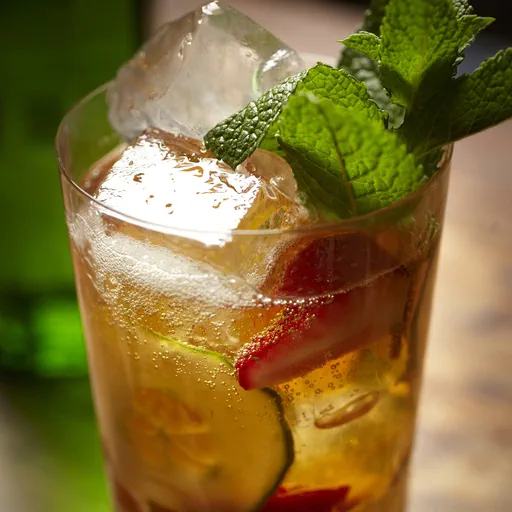 Pimm's Cup (or Classic Pimm's)
